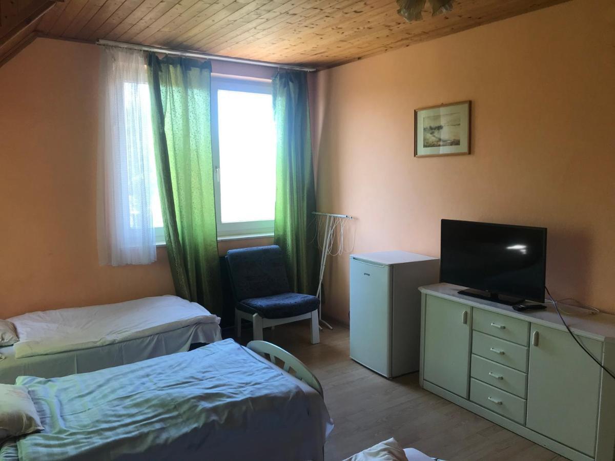 Francoise Szallo Balatonlelle Exteriör bild